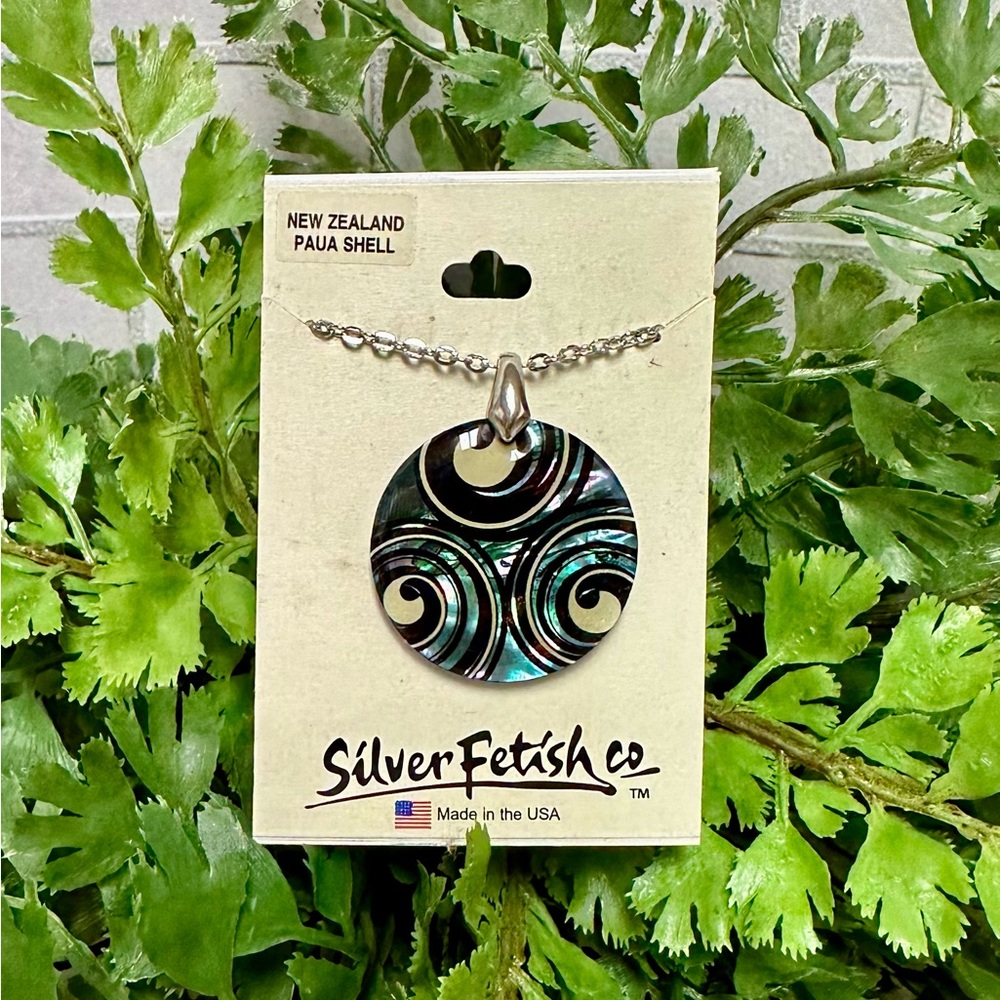Paua Shell pendant necklace